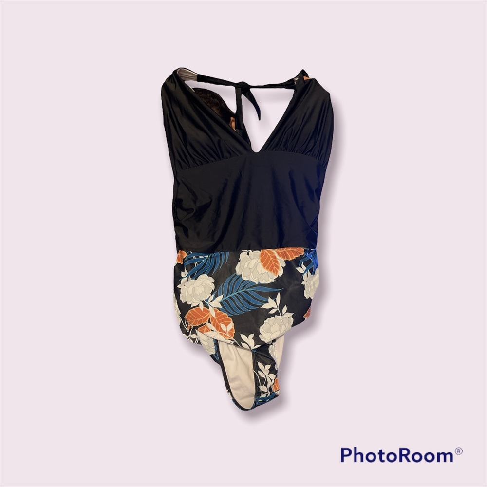 Beachsissi One piece swimsuit